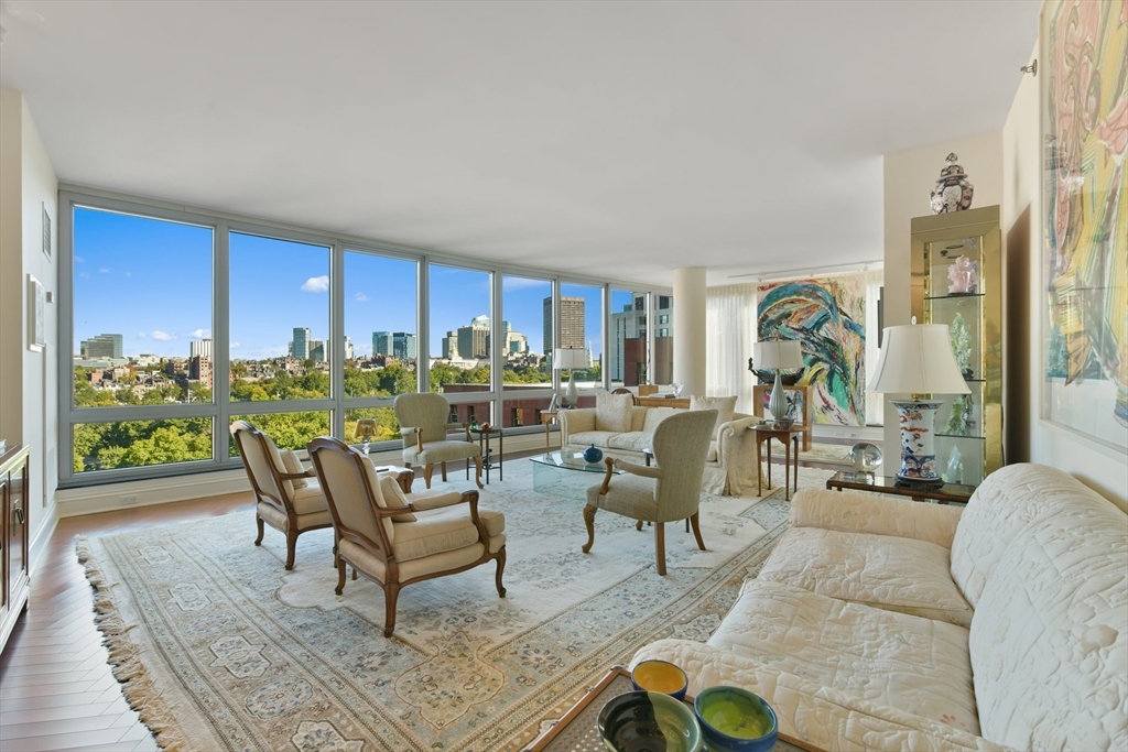 Boston, Massachusetts 02116, United States, 2 Bedrooms Bedrooms, ,3 BathroomsBathrooms,Residential,Active,231193