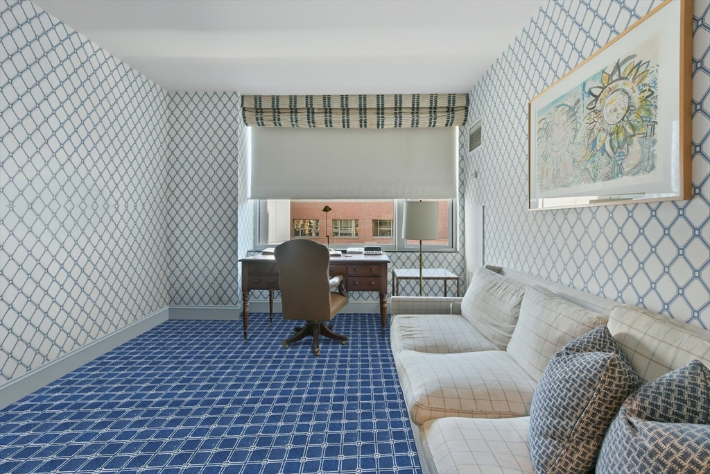 Boston, Massachusetts 02116, United States, 2 Bedrooms Bedrooms, ,3 BathroomsBathrooms,Residential,Active,231193