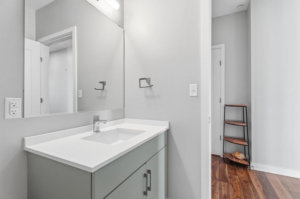 3531 Washington ST #519, Boston, MA Photo #32