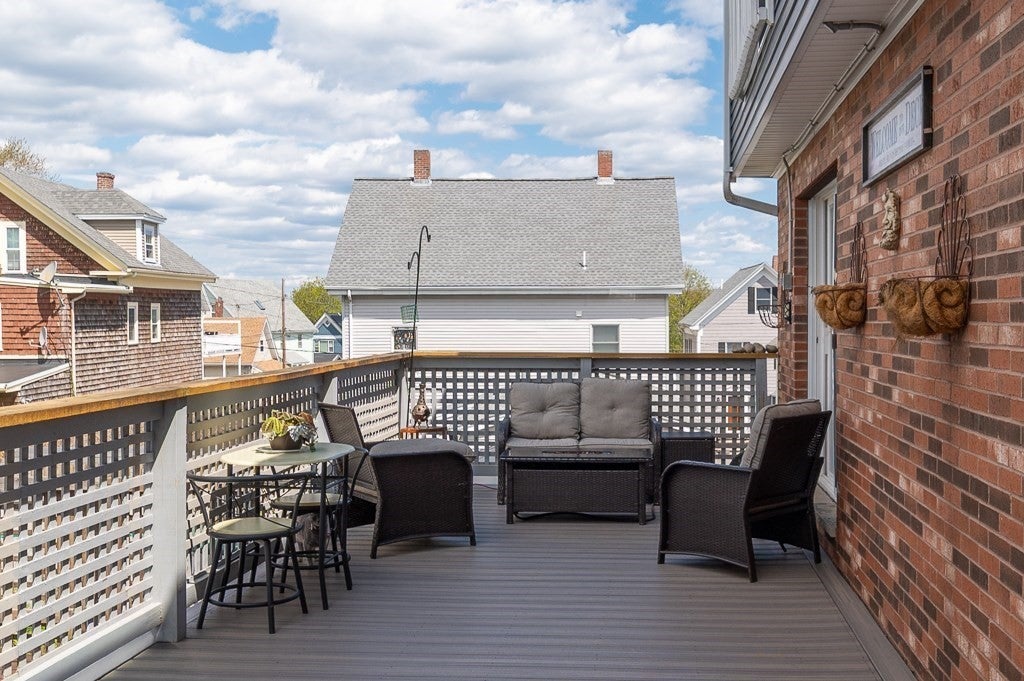 9 Alpine Ct, Gloucester, MA Photo #28