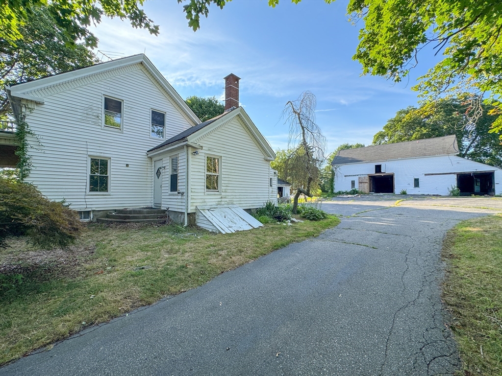 141 Milford Rd