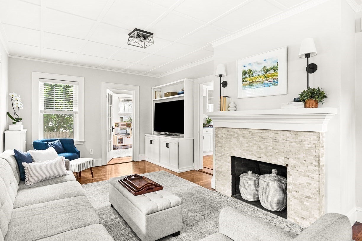 297 Woburn Street, Reading, MA, 297 Woburn Street, Reading, MA Photo #6