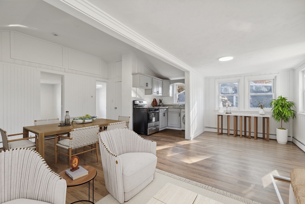 7 Cedar Dr