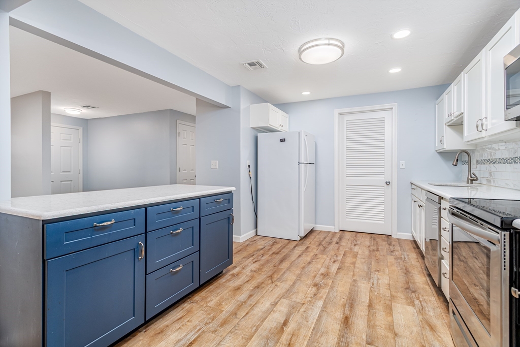 308 Ridgefield Cir C