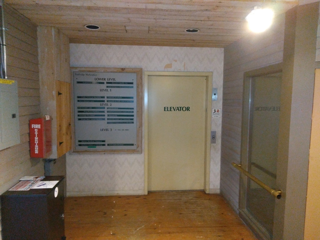 559 Main Street - Rt. 20 unit 202