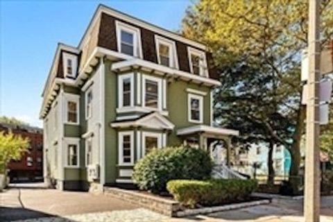 348 Centre St. 3 Boston MA 02130