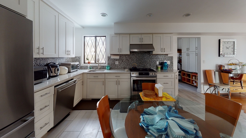 Photo of 22-24 Broadlawn Park, Boston, MA