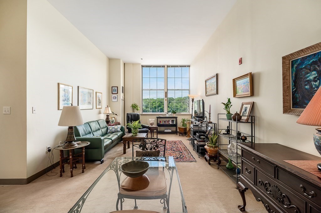 24 Cobblestone Ln 603