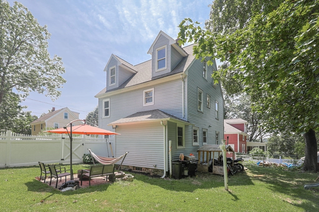 22 Garfield Ave