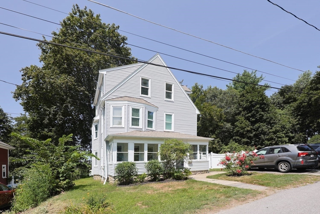 22 Garfield Ave
