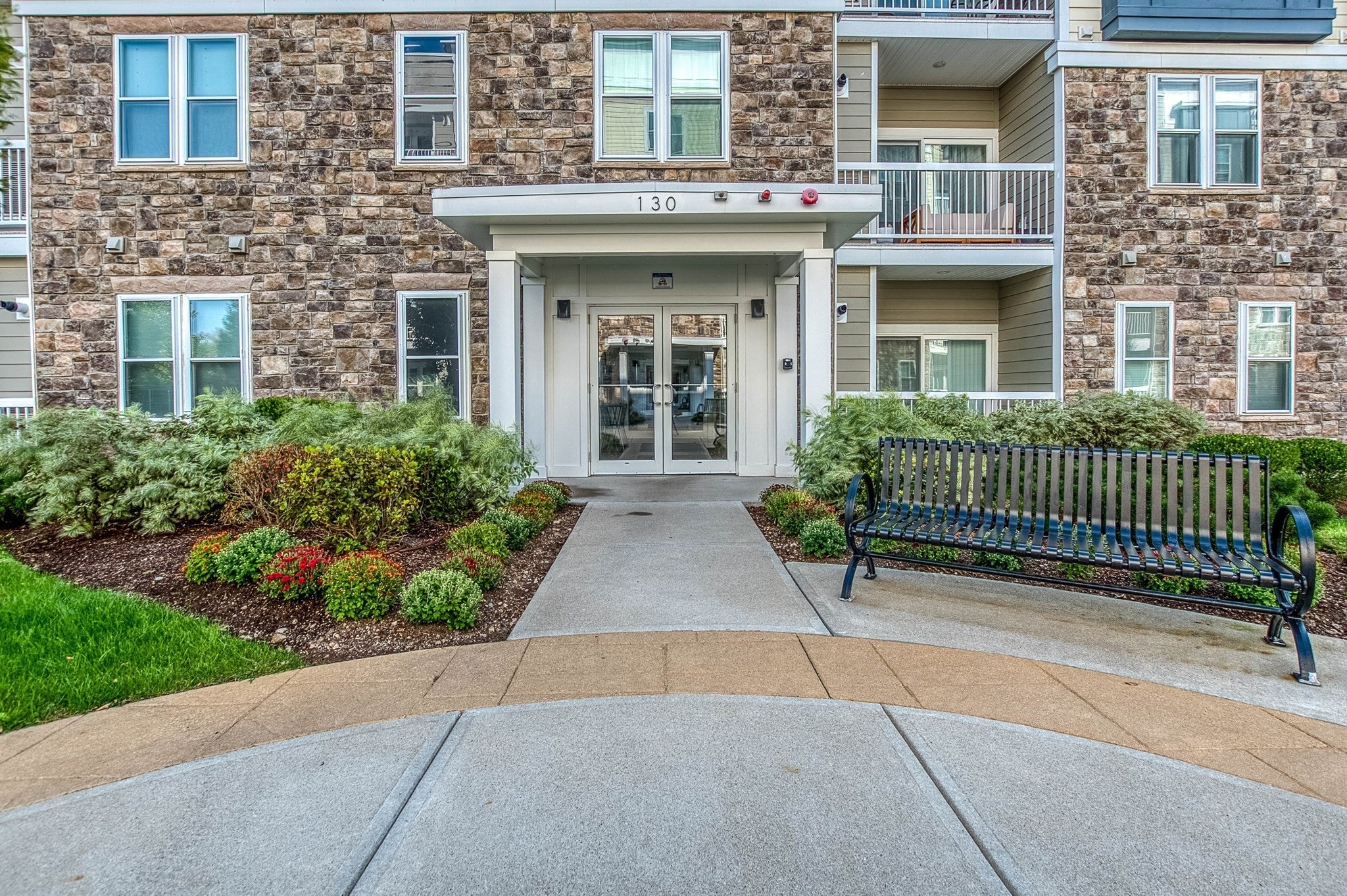 130 University Ave 1201