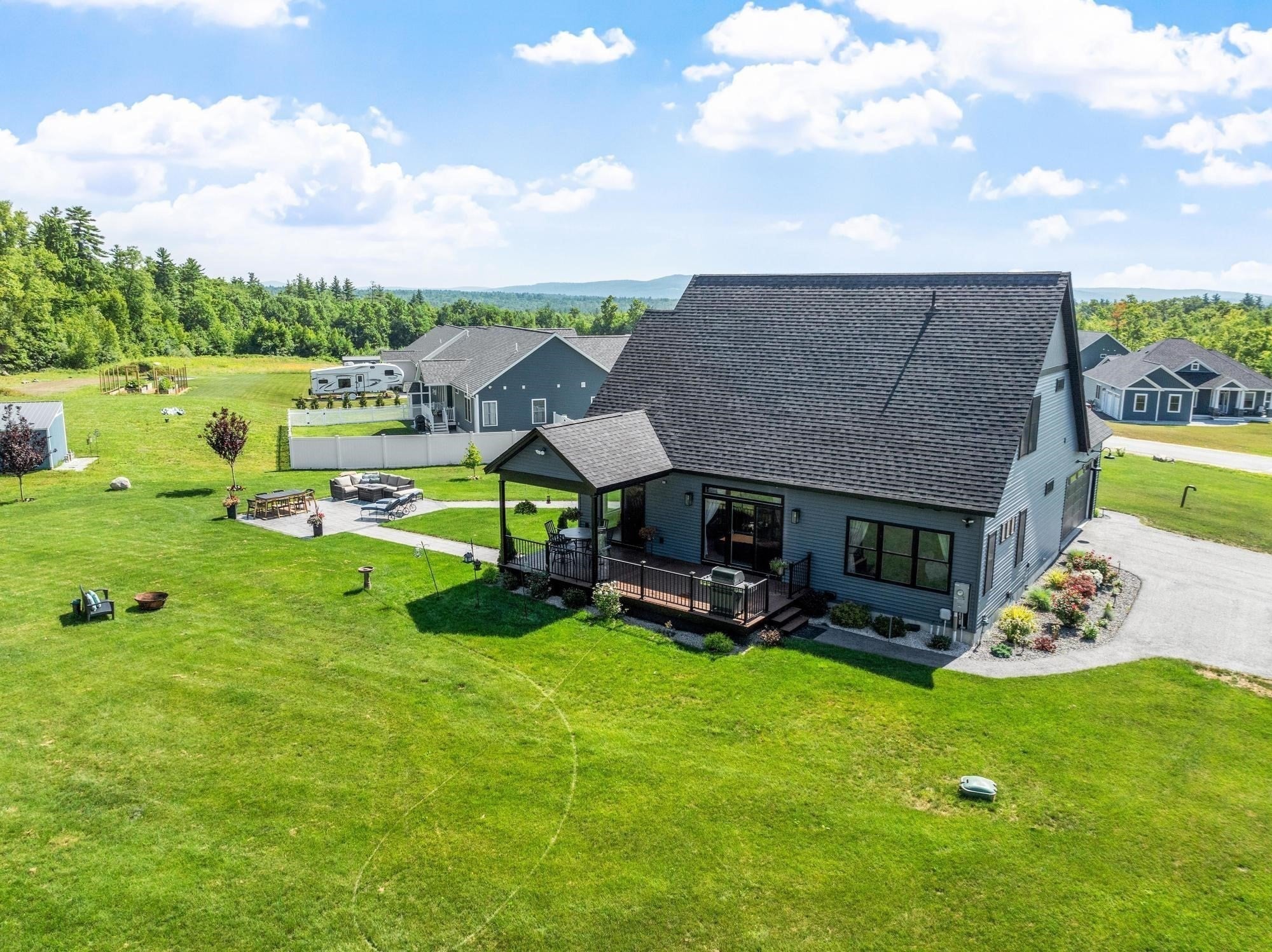 467 Blane Circle, Pembroke, NH, 467 Blane Circle, Pembroke, NH Photo #31