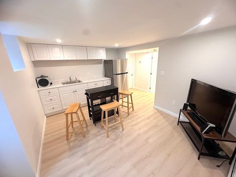 Photo of 39 Cottage St #1, Stoneham, MA 02180 (MLS # 73470319)