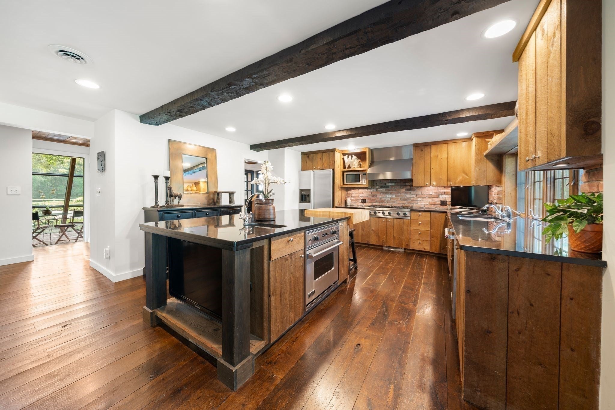 225 Mill Street, Raynham, MA Photo #7