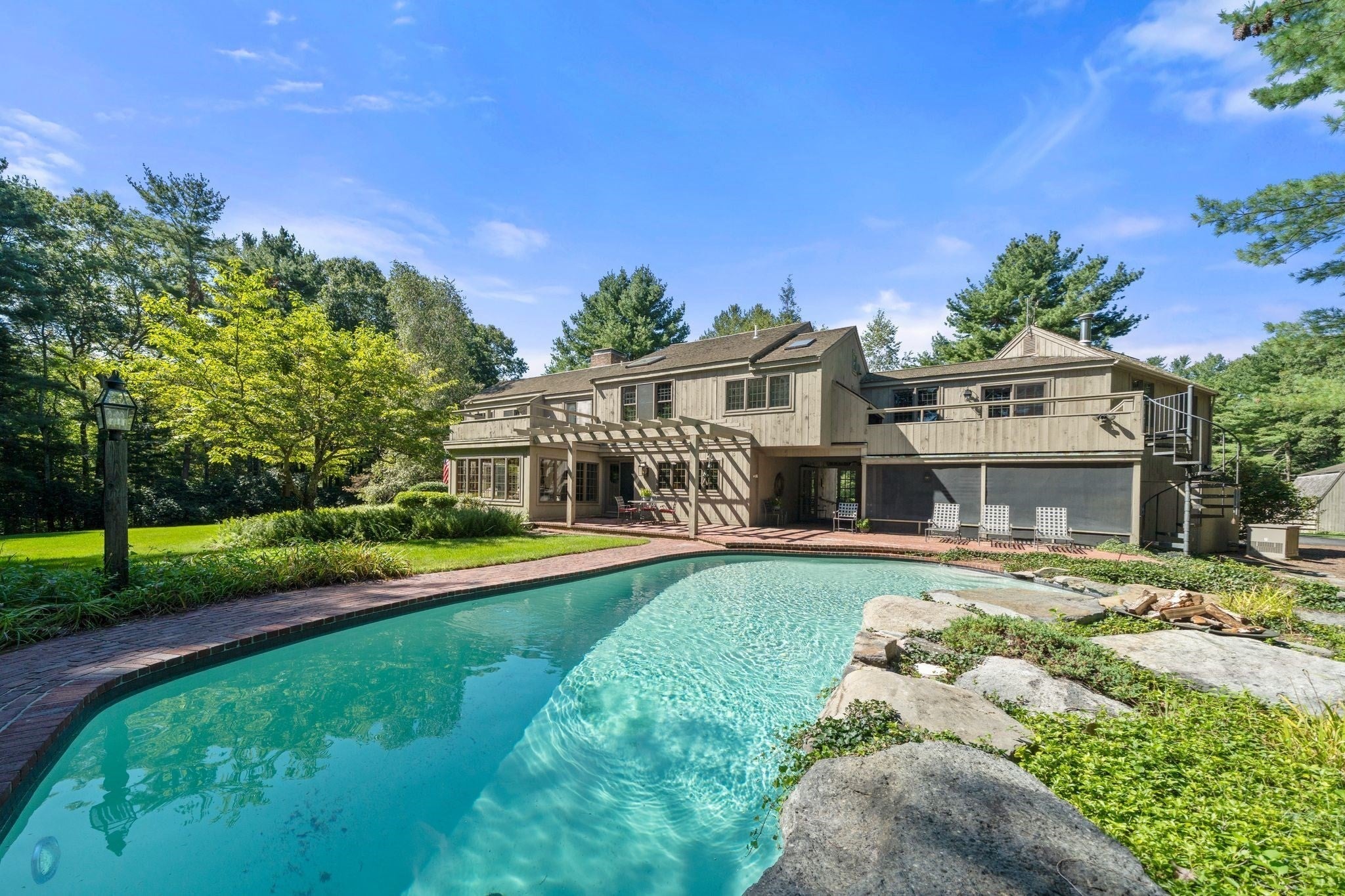 225 Mill Street, Raynham, MA Photo #1