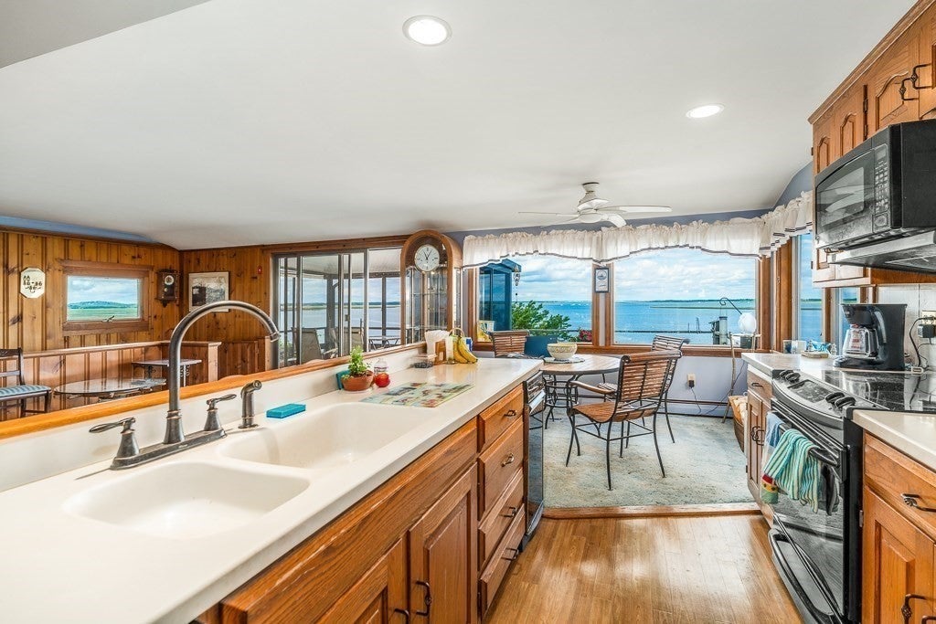 76 North Ridge Rd, Ipswich, MA, 76 North Ridge Rd, Ipswich, MA Photo #15