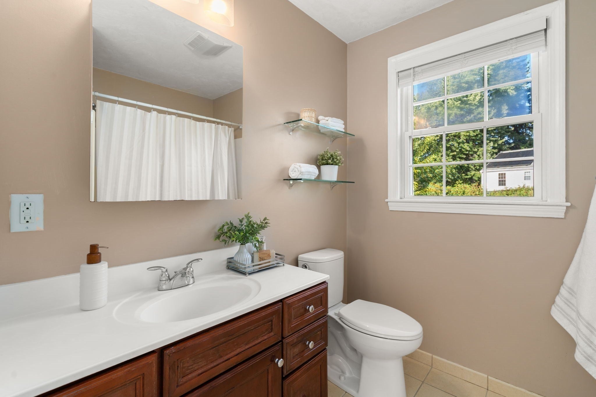 31 Rockmont Road, Arlington, MA, 31 Rockmont Road, Arlington, MA Photo #11