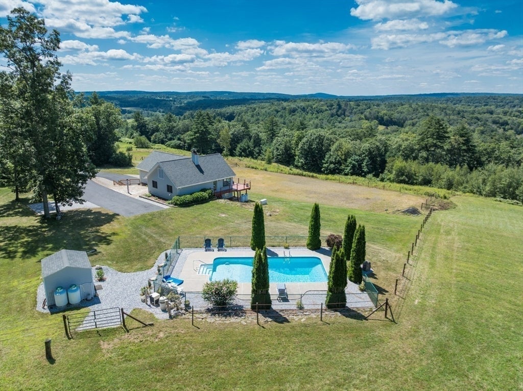 16 Cider Mill Rd, North Brookfield, MA Photo #6