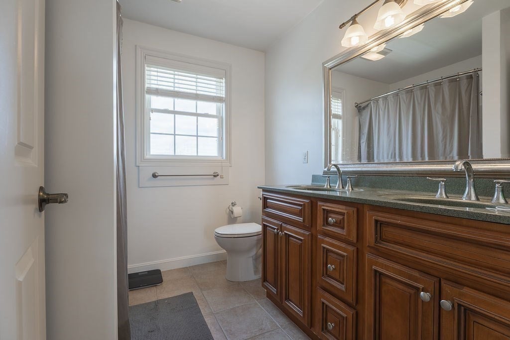 9 White Rd, Mendon, MA, 9 White Rd, Mendon, MA Photo #18