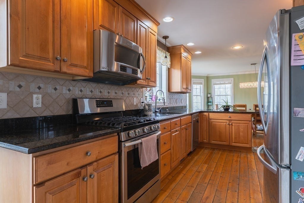 9 White Rd, Mendon, MA, 9 White Rd, Mendon, MA Photo #9