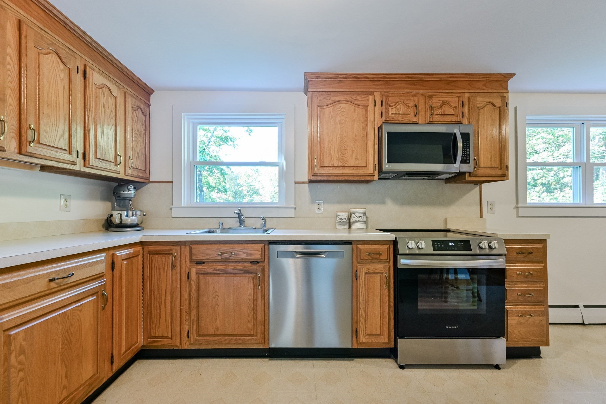 491 Maple St, Mansfield, MA, 491 Maple St, Mansfield, MA Photo #5