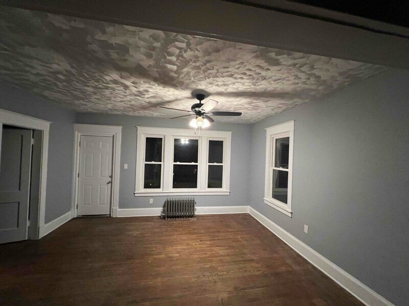 180 Oak Grove Ave 1