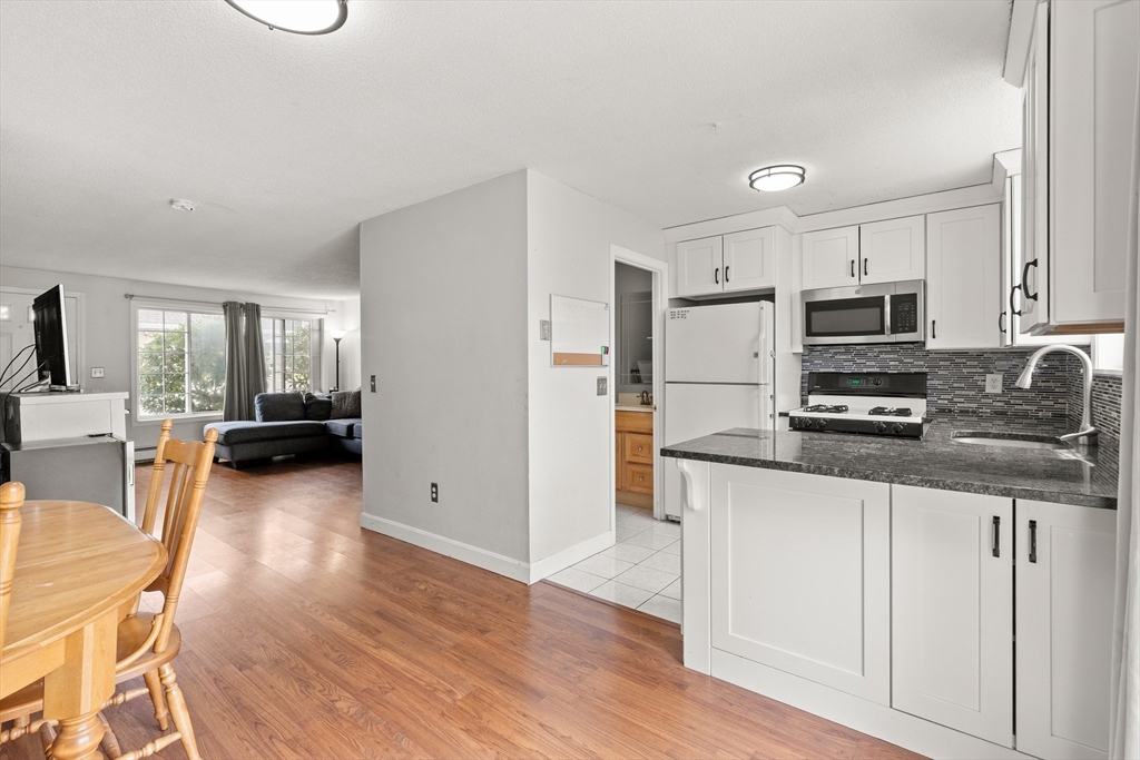 945 Riverside Dr 29D