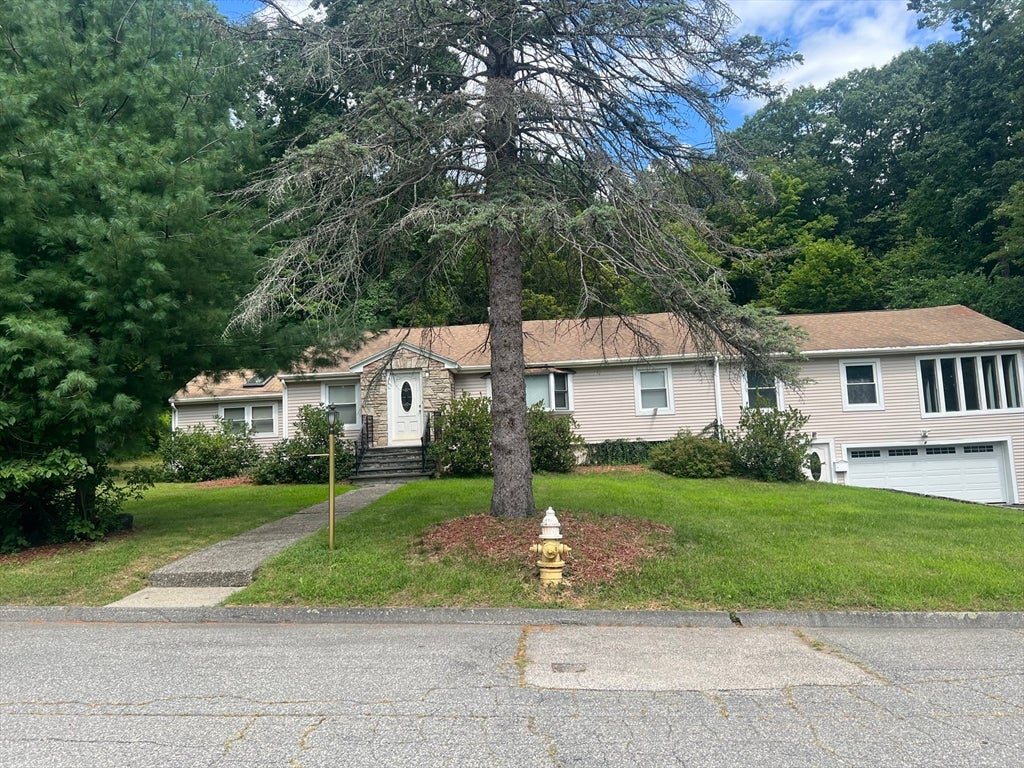 7 W Hill Ter, Worcester, MA, 7 W Hill Ter, Worcester, MA Photo #3