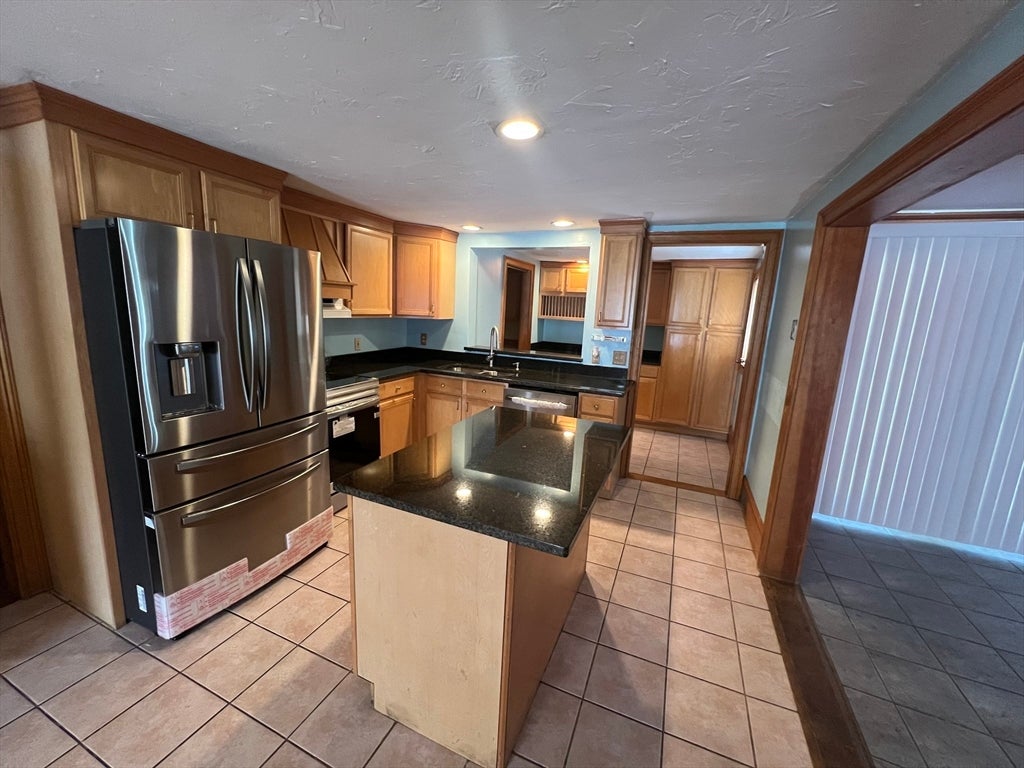 7 W Hill Ter, Worcester, MA, 7 W Hill Ter, Worcester, MA Photo #8