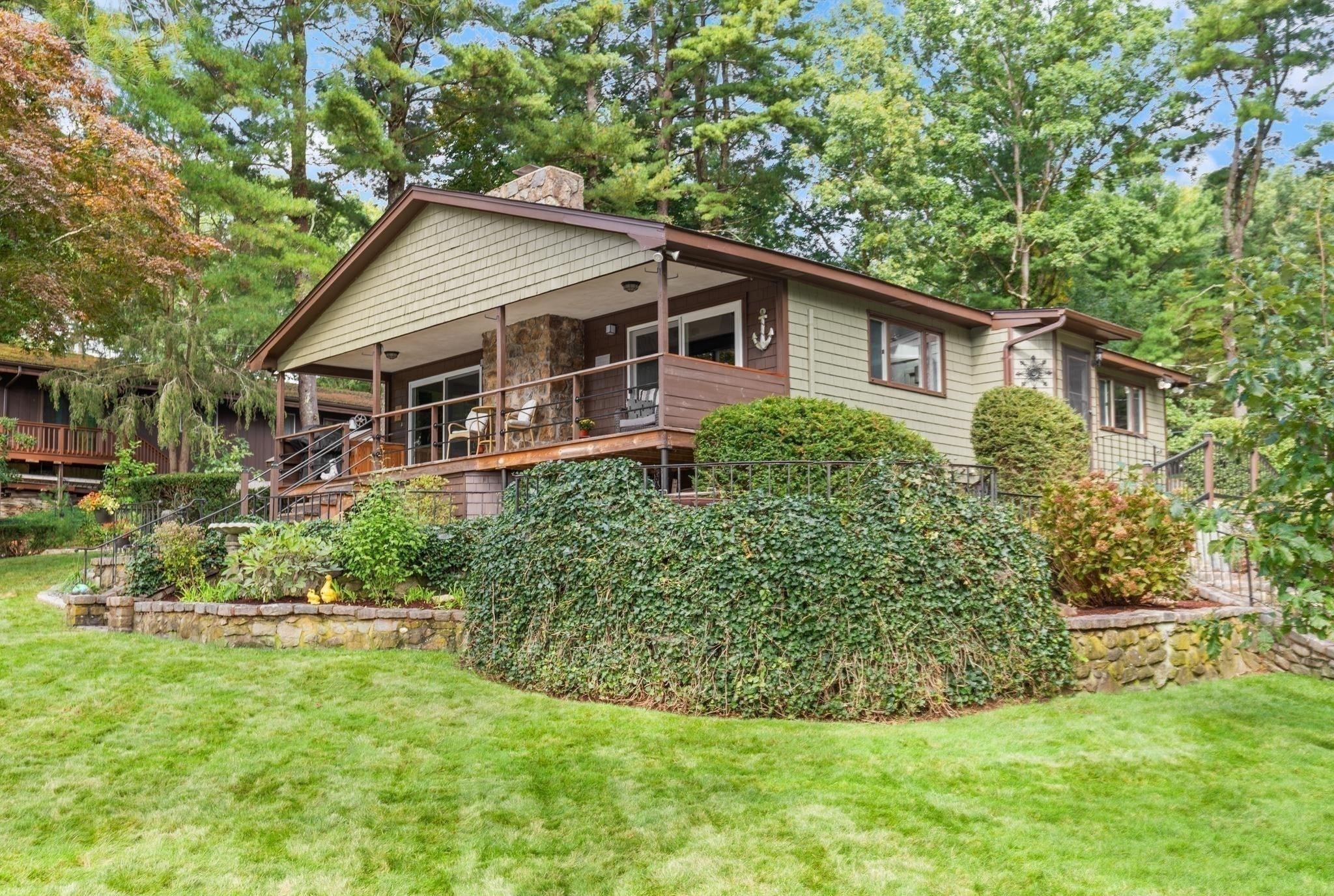 8 Fountain Spring Lane, Johnston, RI Photo #17