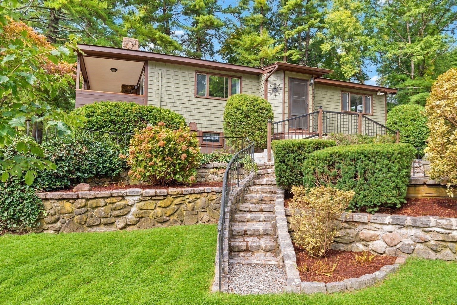 8 Fountain Spring Lane, Johnston, RI Photo #21