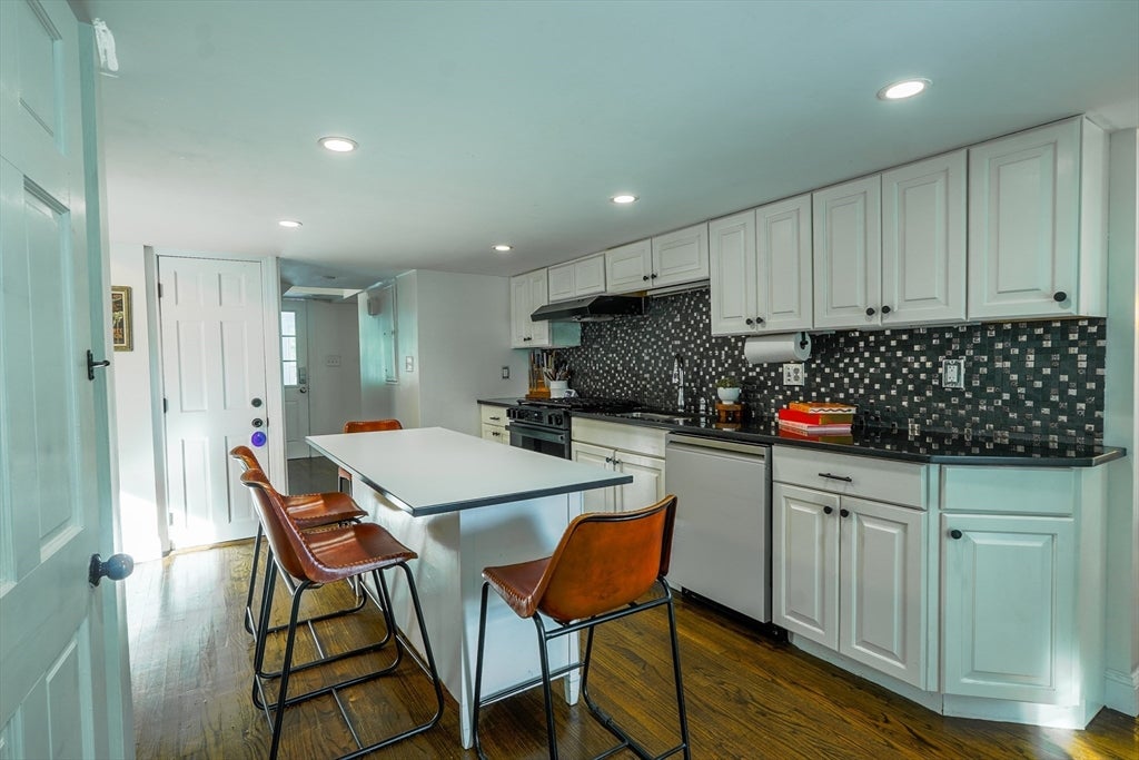 33 Bay View Ave, Winthrop, MA, 33 Bay View Ave, Winthrop, MA Photo #14