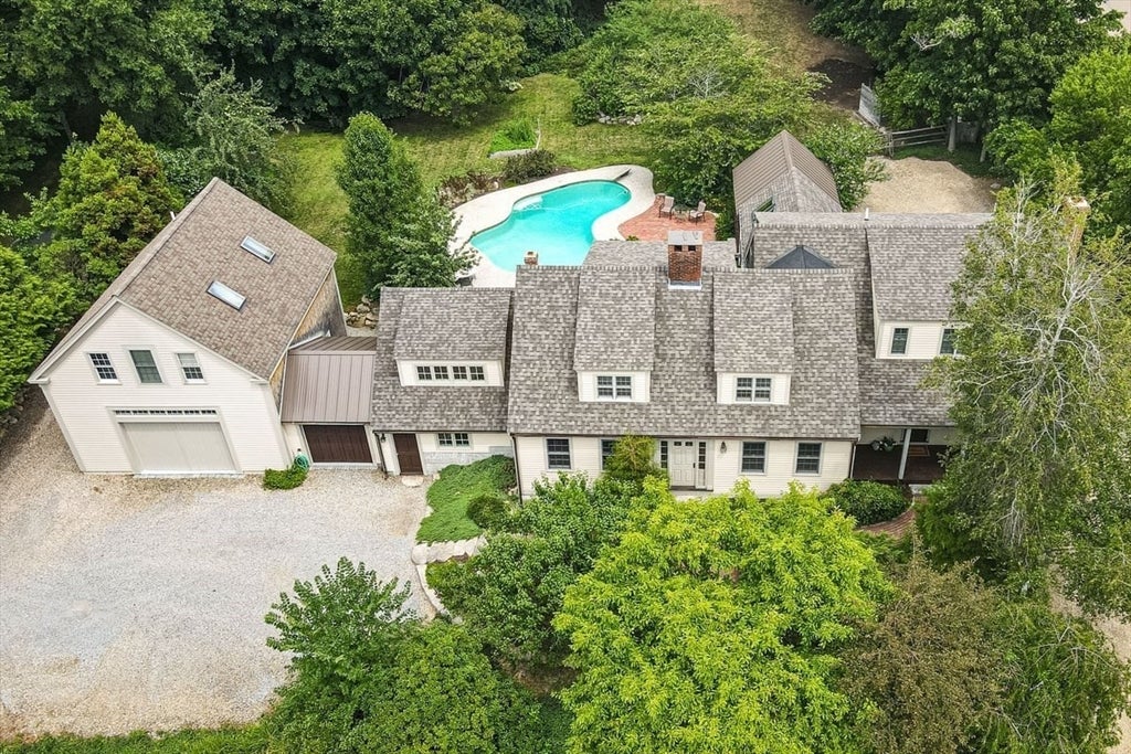 338 Clapp Road