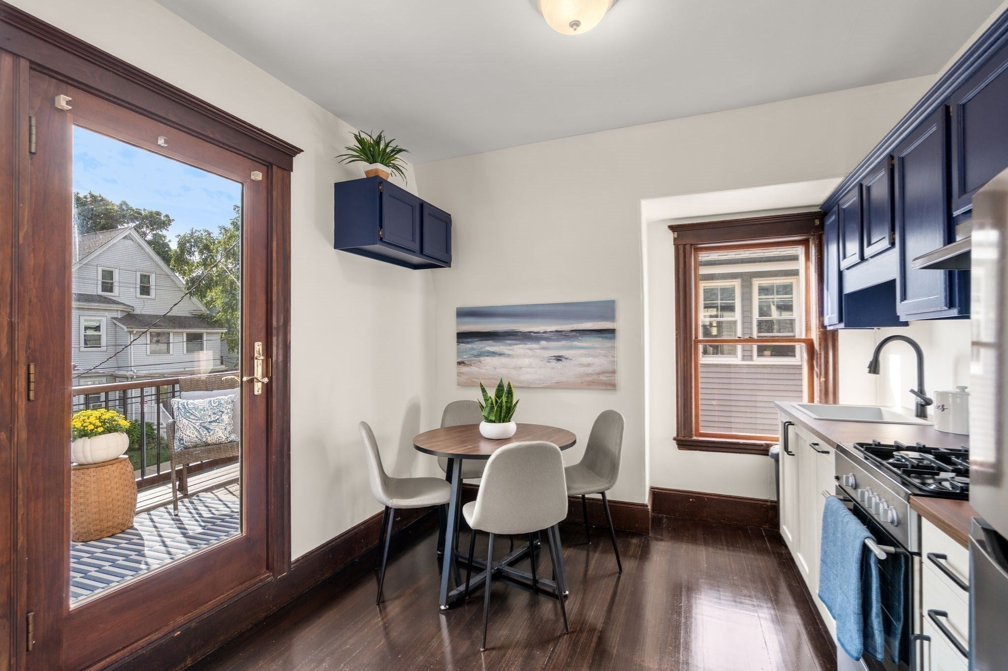 37 Hewlett St #2, Boston, MA Photo #2