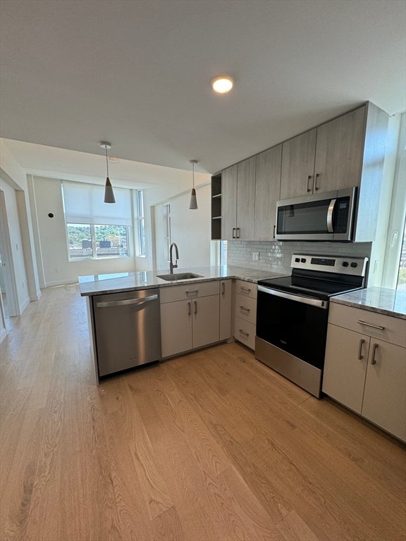 55 Brighton Ave 508