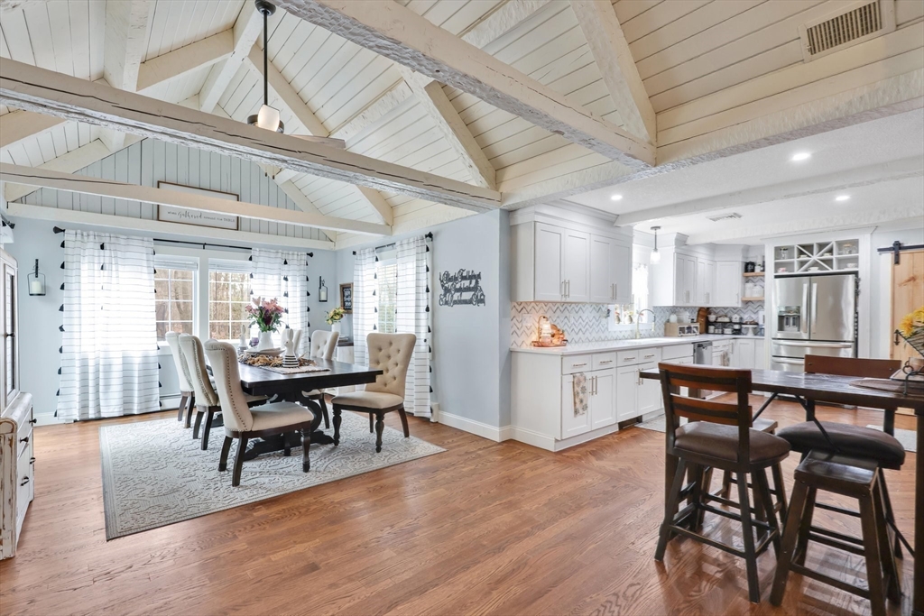 Wilbraham, Massachusetts 01095, United States, 4 Bedrooms Bedrooms, ,2 BathroomsBathrooms,Residential,Pending,110731