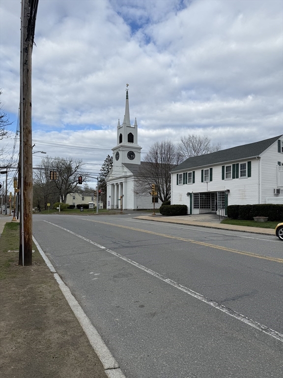 164 Main St 9