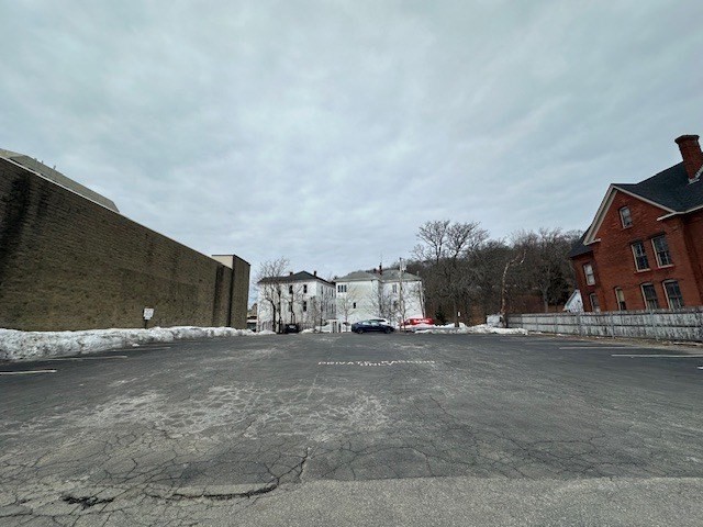 235 Park Ave