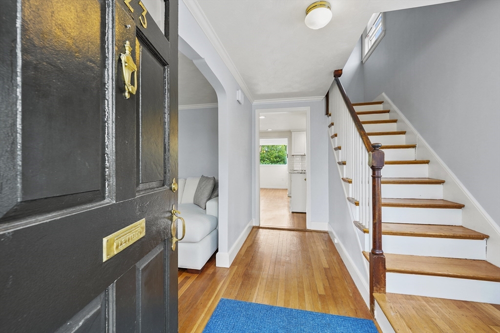223 Warren St