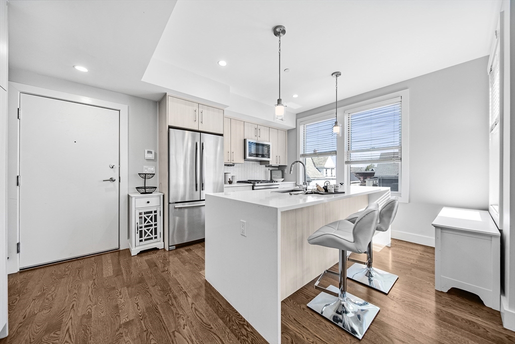 352 Highland Ave 3