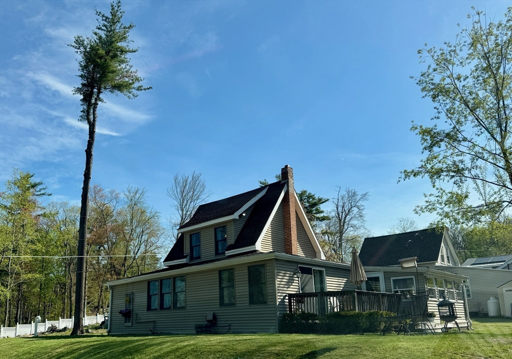 33 Lakeview Avenue