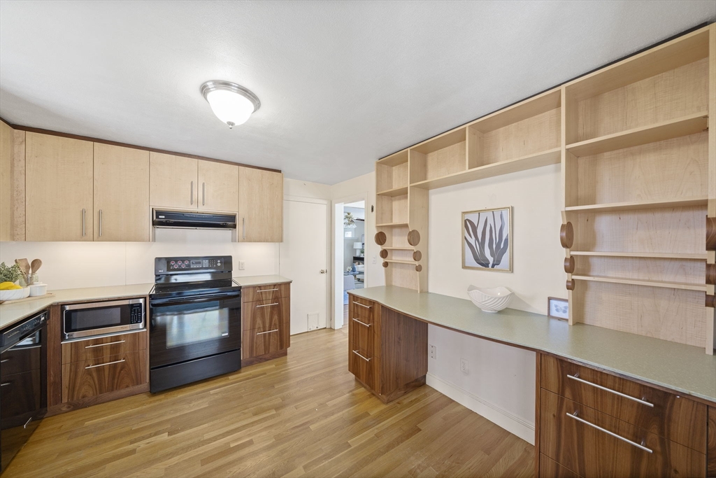 24 Pleasant Park Rd