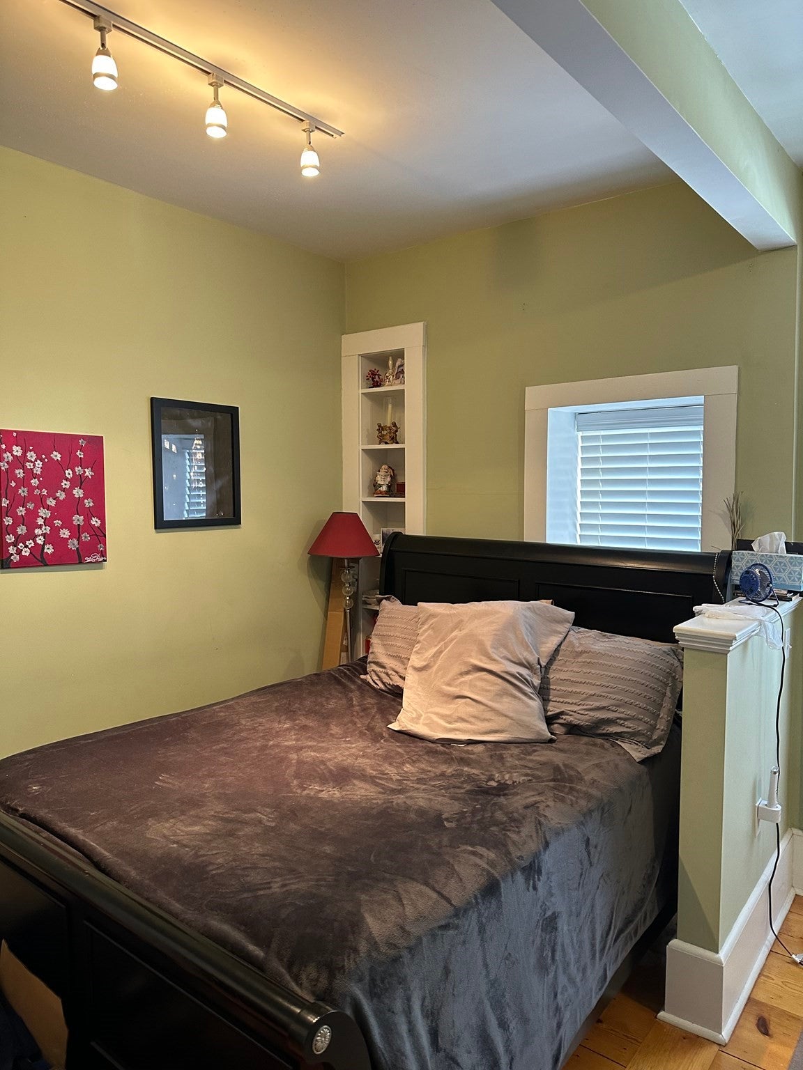 61 Putnam St #2, Boston, MA Photo #2