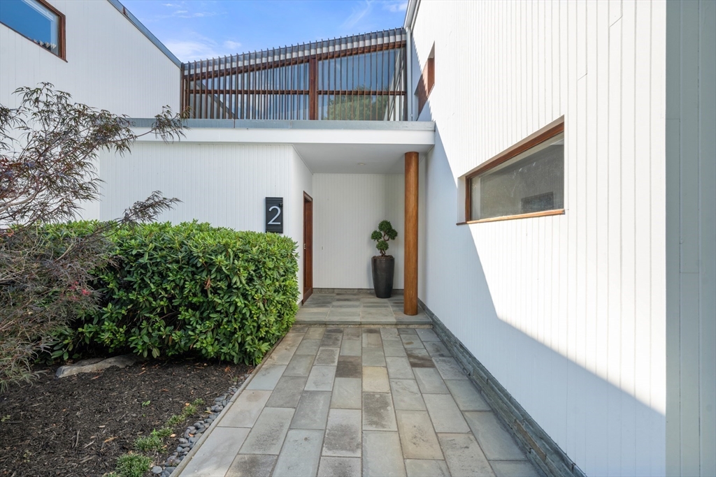 2 Forest Hill Road