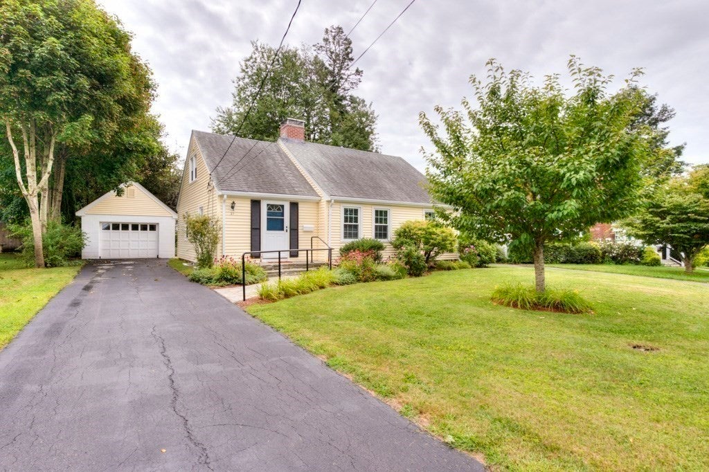 27 Mayflower Circle, Worcester, MA, 27 Mayflower Circle, Worcester, MA Photo #16