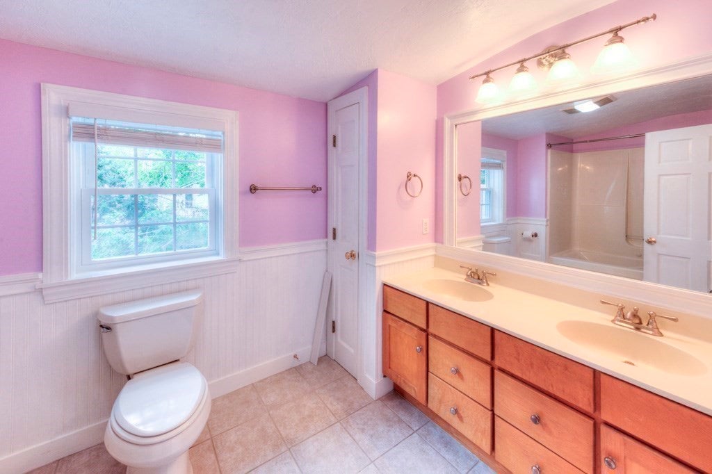 27 Mayflower Circle, Worcester, MA, 27 Mayflower Circle, Worcester, MA Photo #36