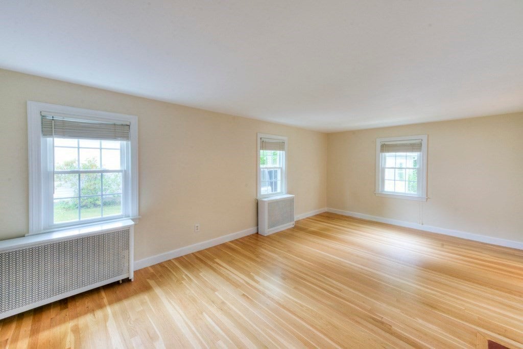27 Mayflower Circle, Worcester, MA, 27 Mayflower Circle, Worcester, MA Photo #22