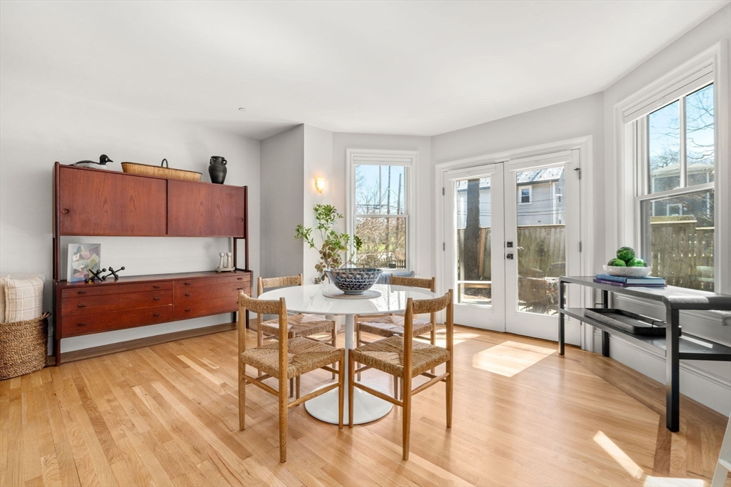 225 Lamartine Street B
