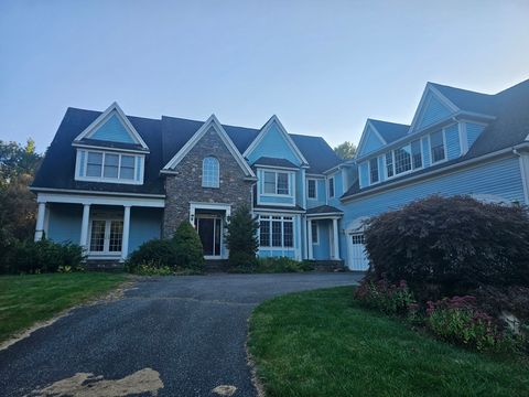 4 Shoestring Westwood MA 02090