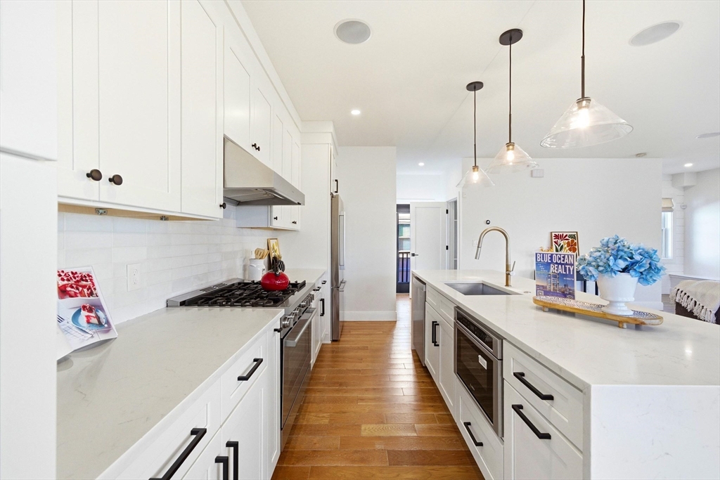 28 Cherry St 28